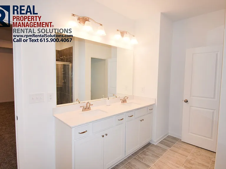 200 Lightwood Dr — Photo 14
