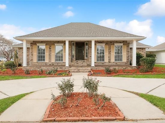 1000 Lake Frances Dr, Gretna, LA 70056