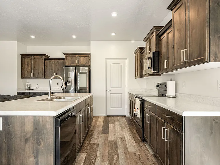 1382 E White Desert Dr — Photo 14