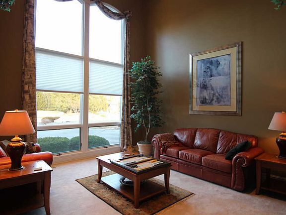 4th image of 3638 Chancellor Way
