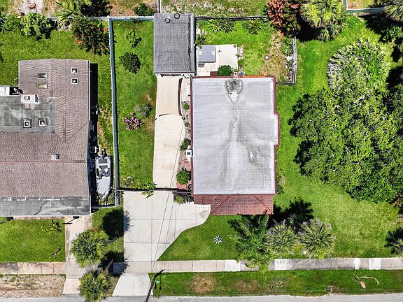 3rd image of 27 Ormond Shores Dr