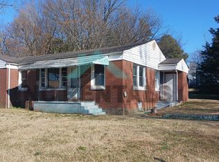 907 Lowdermilk St, Greensboro, NC 27401