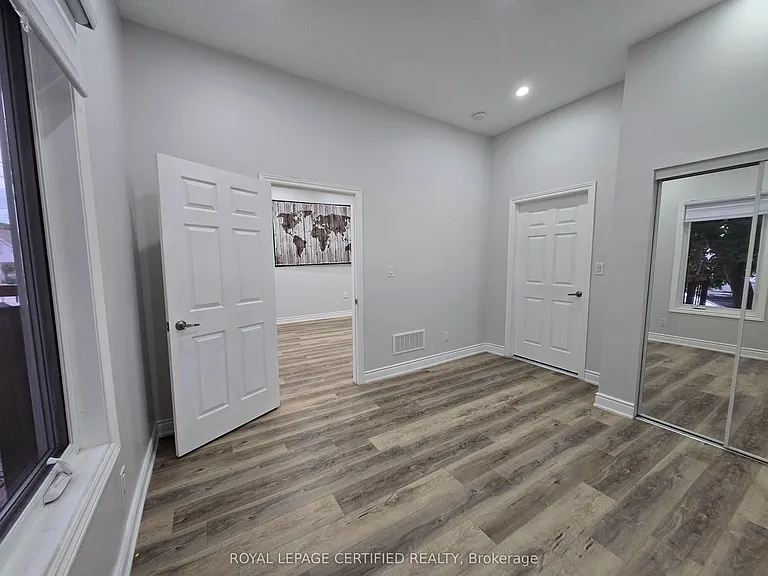 195 Picton St E — Photo 7