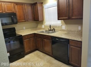 4078 N Sunflower Cir, Fayetteville, AR 72703