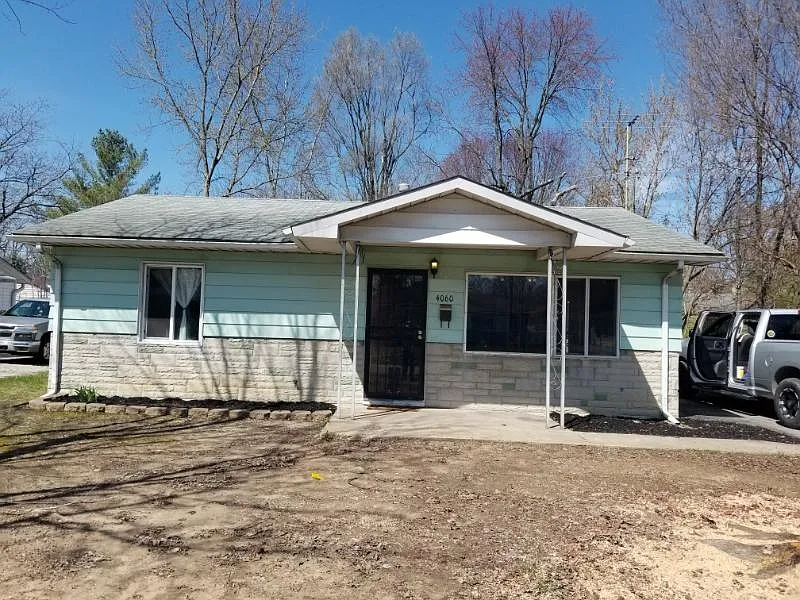 4060 Breton St photo 1