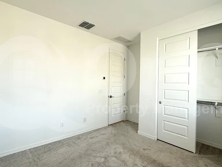 14765 W Sand Hills Rd — Photo 14