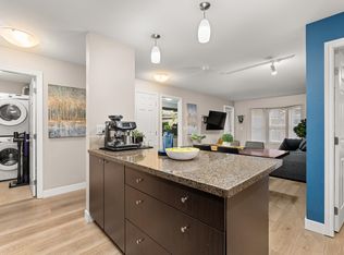 5454 198th St #204, Langley, BC