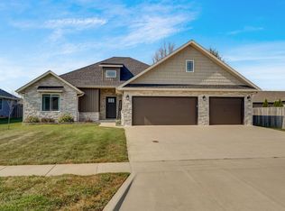 5765 E Pearson Pkwy, Strafford, MO 65757