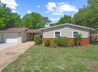 1 Mary Esther Dr, Mary Esther, FL 32569