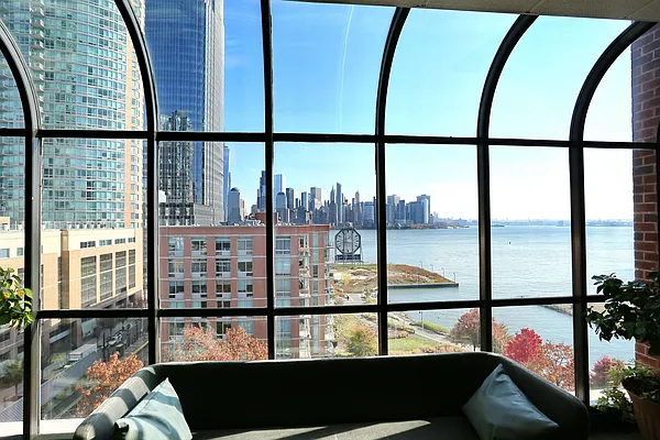 Sold by Weichert/Exchange Place | media 16