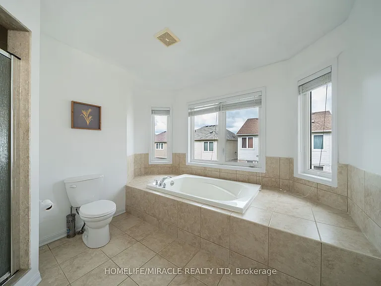 151 Baldwin Dr #UPPER — Photo 23