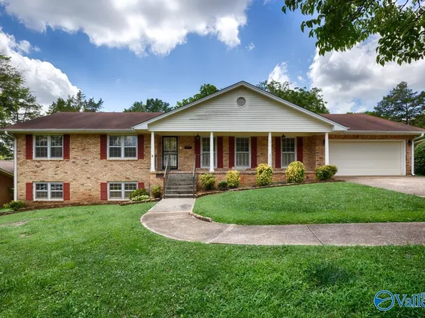 2505 Isabelle Cir NE, Huntsville, AL 35811