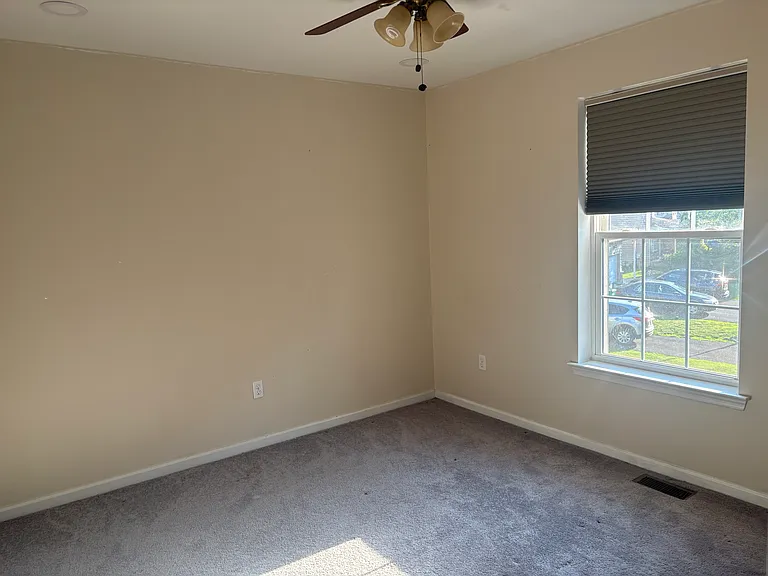 114 Oxford Falls Ct — Photo 18