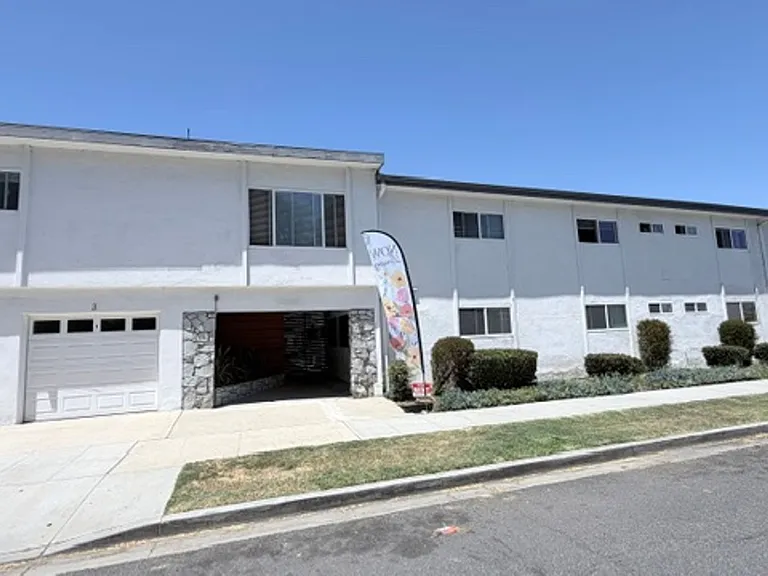 Wardlow Apartments — Photo 15