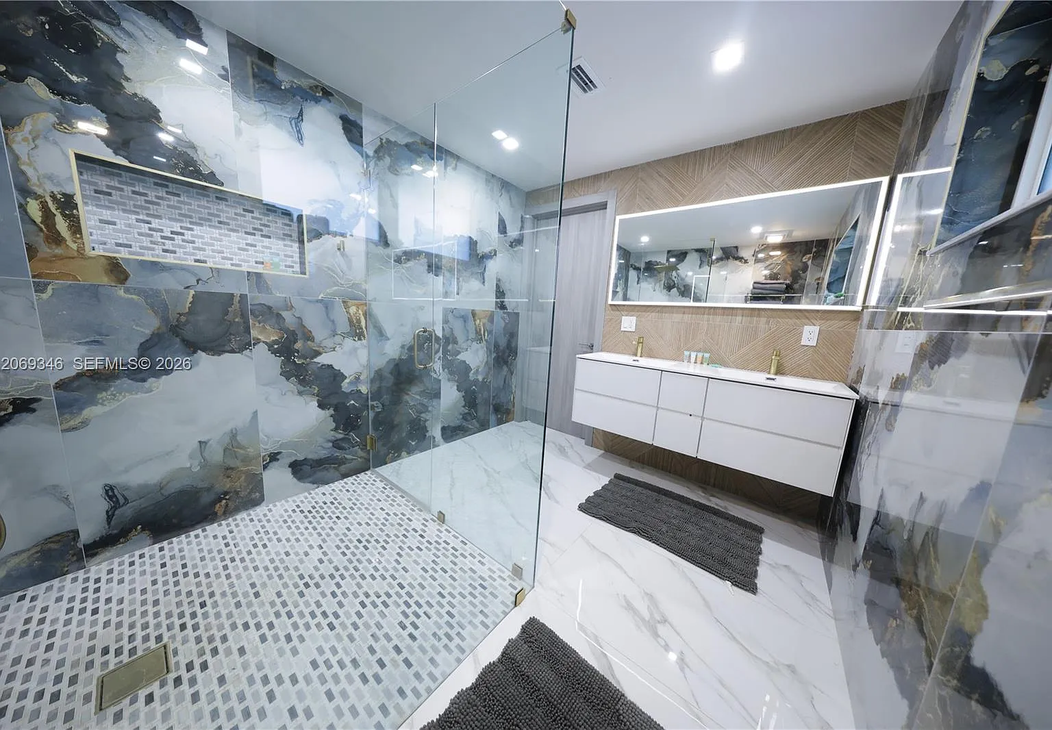 6 bed, 3500 sqft, $17,000 — Photo 4