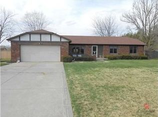 2210 Osman Ln, Greenfield, IN