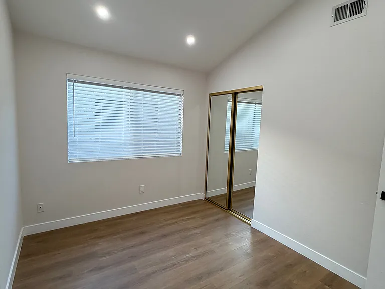 327 S Madison Way #C — Photo 6