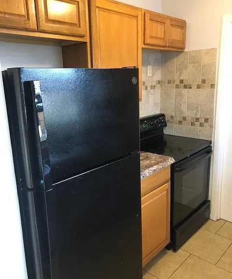 9354 Temple Ave — Photo 5