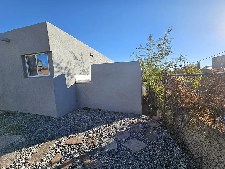 241 Estancia Dr NW #B — Photo 2