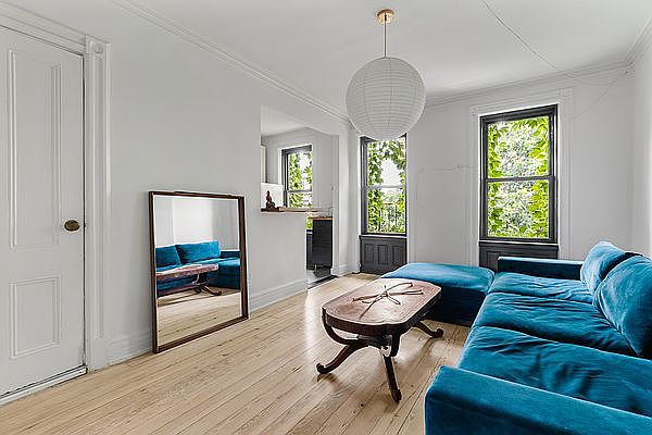 1st image of 145 Halsey St #4