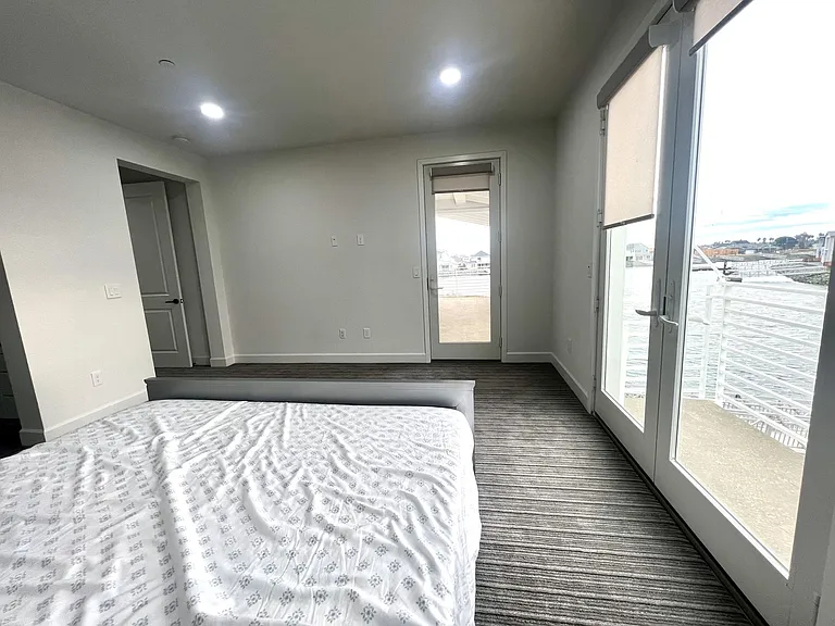 472 Halcyon Pl — Photo 20
