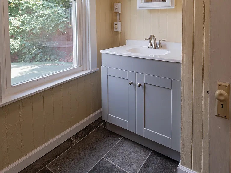 223 N Mulberry St — Photo 13