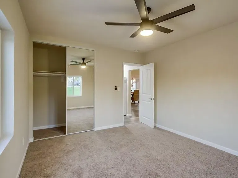 7021 Central Ave — Photo 12