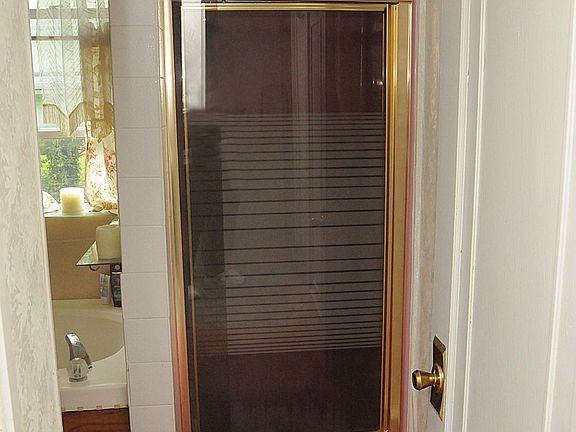 2nd image of 1290 Edgeworth Ave