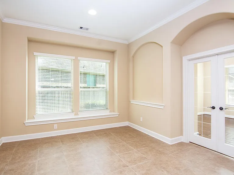34 Canoe Bend Ct — Photo 18