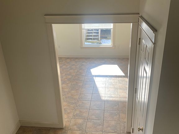 Large entry way with coat closet