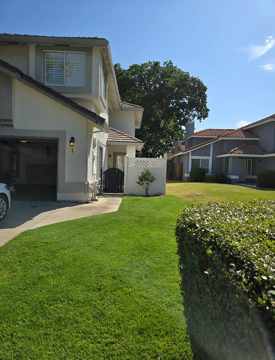 1 Marina Blue Ct photo 1