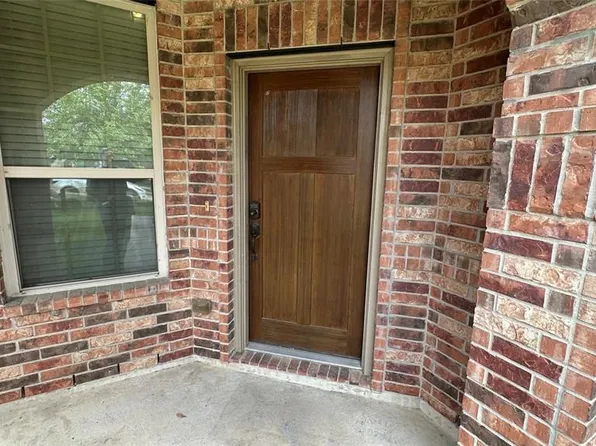 1703 Thornhollow Dr, Houston, TX 77014