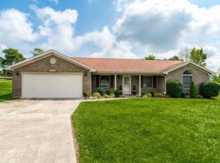 4022 Crimson Point Dr, Jeffersonville, IN 47130