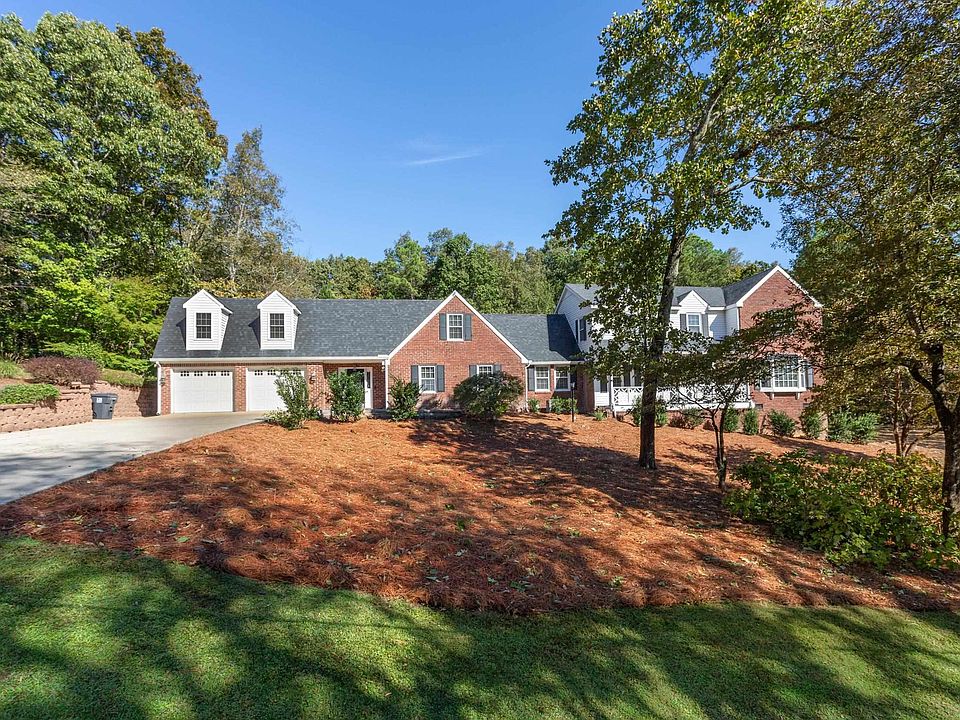 1st image of 2327 Ridgeview Rd