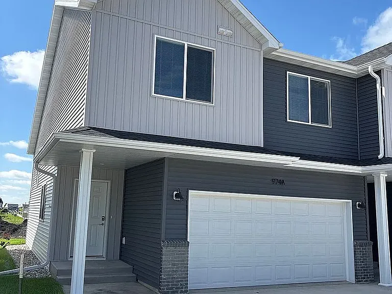 Wilds Townhomes 1 — Photo 11
