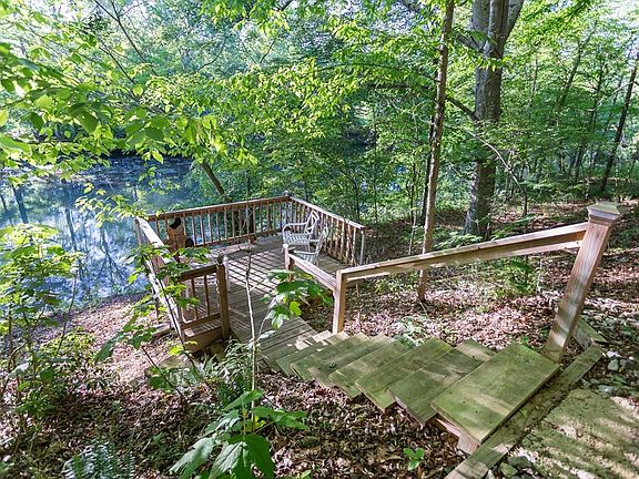 2nd image of 259 Creekside Dr