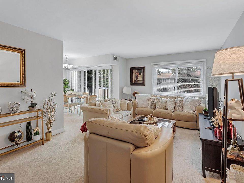 1st image of 1604 Renate Dr APT 204