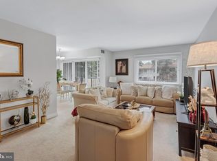1604 Renate Dr APT 204, Woodbridge, VA