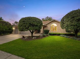17654 Greenfield Ct, Orland Park, IL 60467