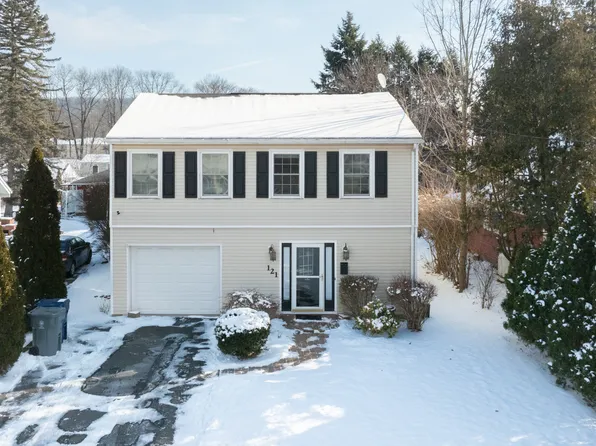 121 Williams Street, Plainville, CT 06062