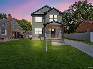 22011 California St, Saint Clair Shores, MI 48080