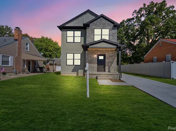 22011 California St, Saint Clair Shores, MI 48080