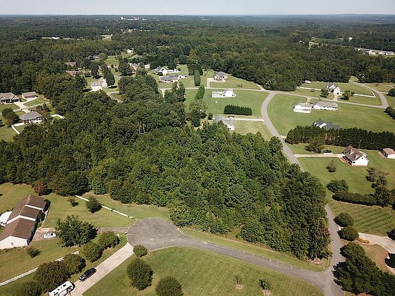 3rd image of 116 Bankhead Rd