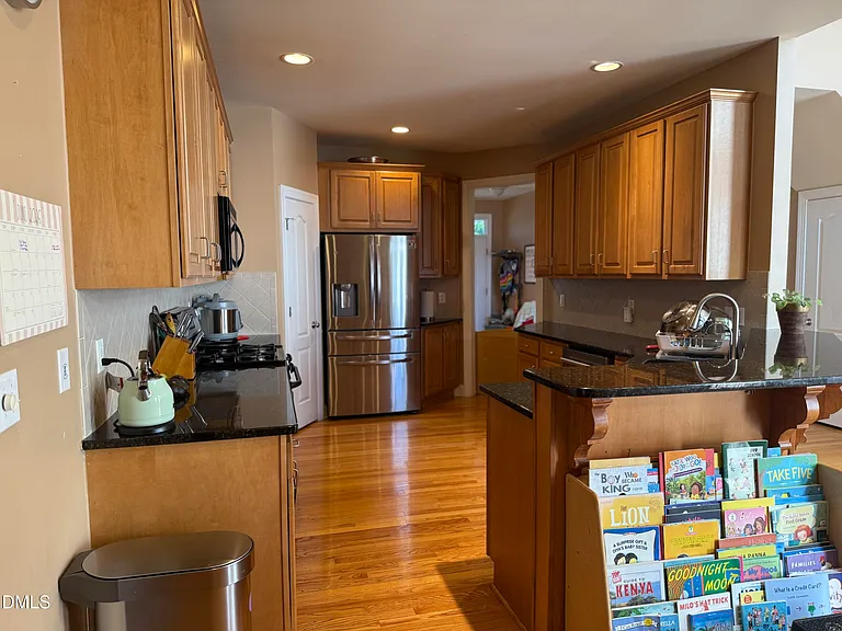 401 Waverly Hills Dr — Photo 10