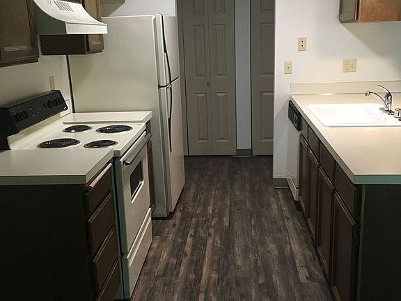 2nd image of 3400 W 1st Pl APT 2