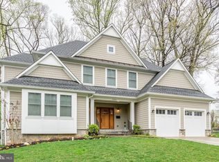 1221 Kelley St SW, Vienna, VA 22180