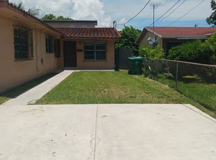 2135 NW 17th St, Miami, FL 33125