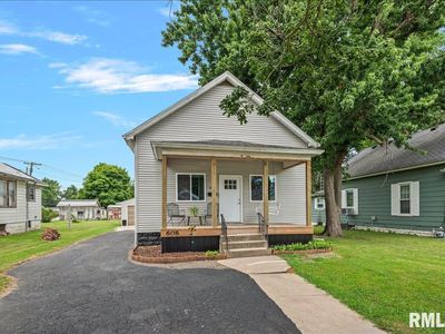 608 W Maple Ave, Auburn, IL, 62615
