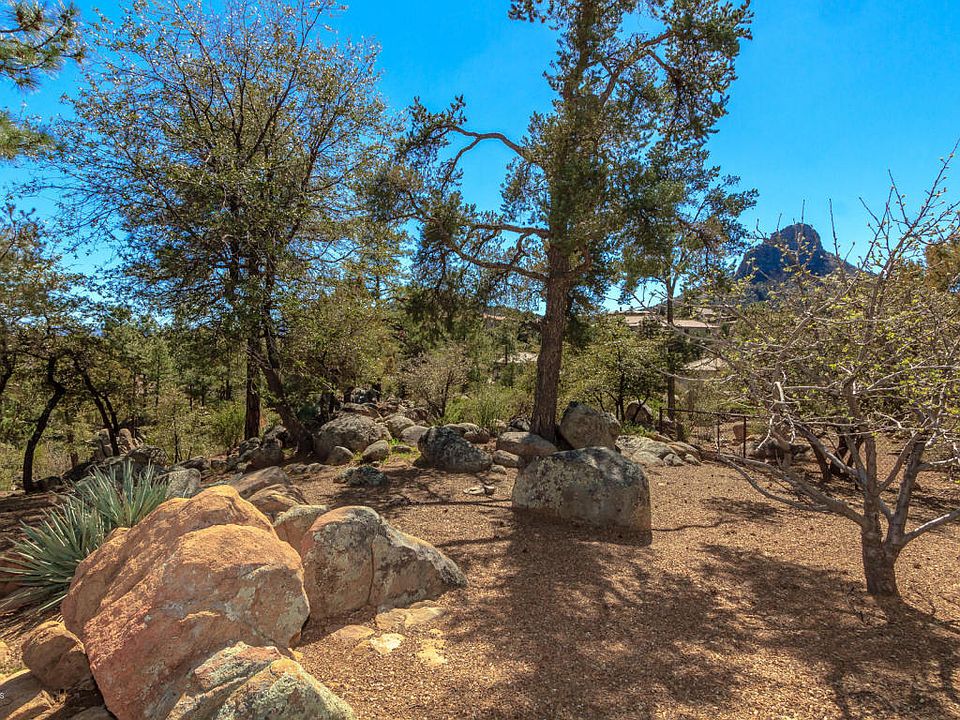 1st image of 1323 Sierry Peaks Dr