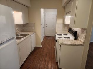 2400 Mission Hill Dr APT 101, Austin, TX 78741